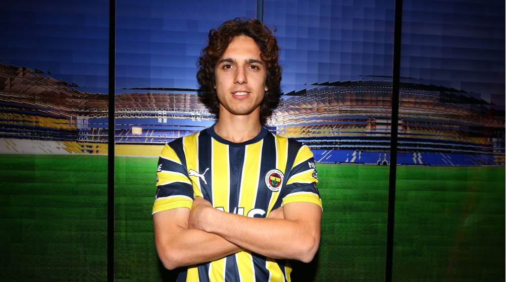 Emre Demir Fenerbahce 1675191276 101144