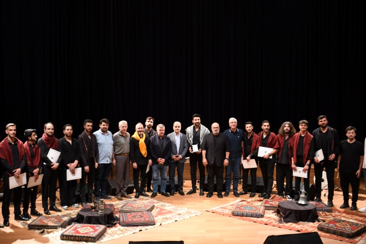 Sakarya Üniversitesinde Yerel Basın Buluşması Ve Sıra Gecesi Düzenlendi (2) (Small)