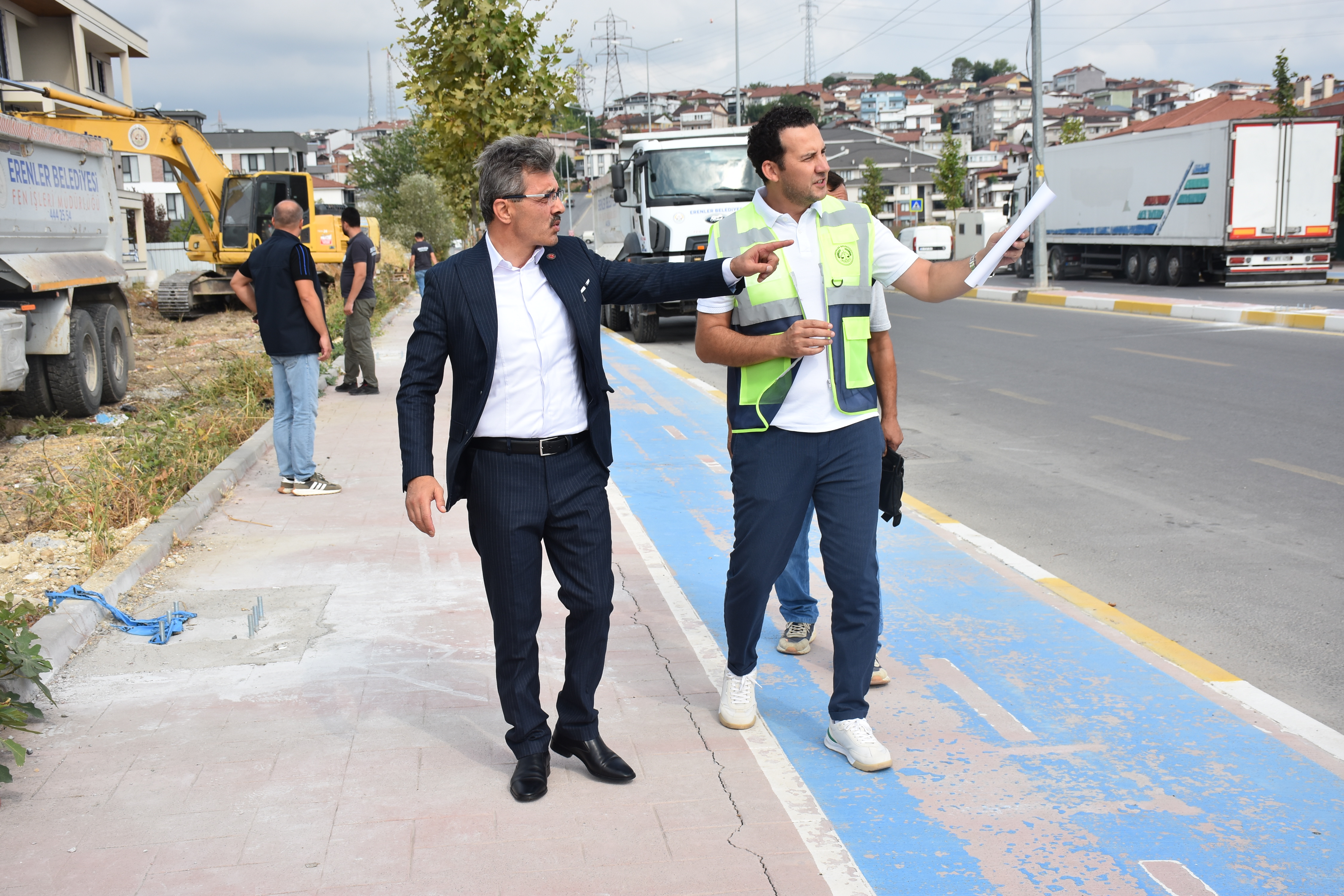 Başkan Şenol Di̇nç Yeni̇ Pazar Alanini İnceledi̇ (4)