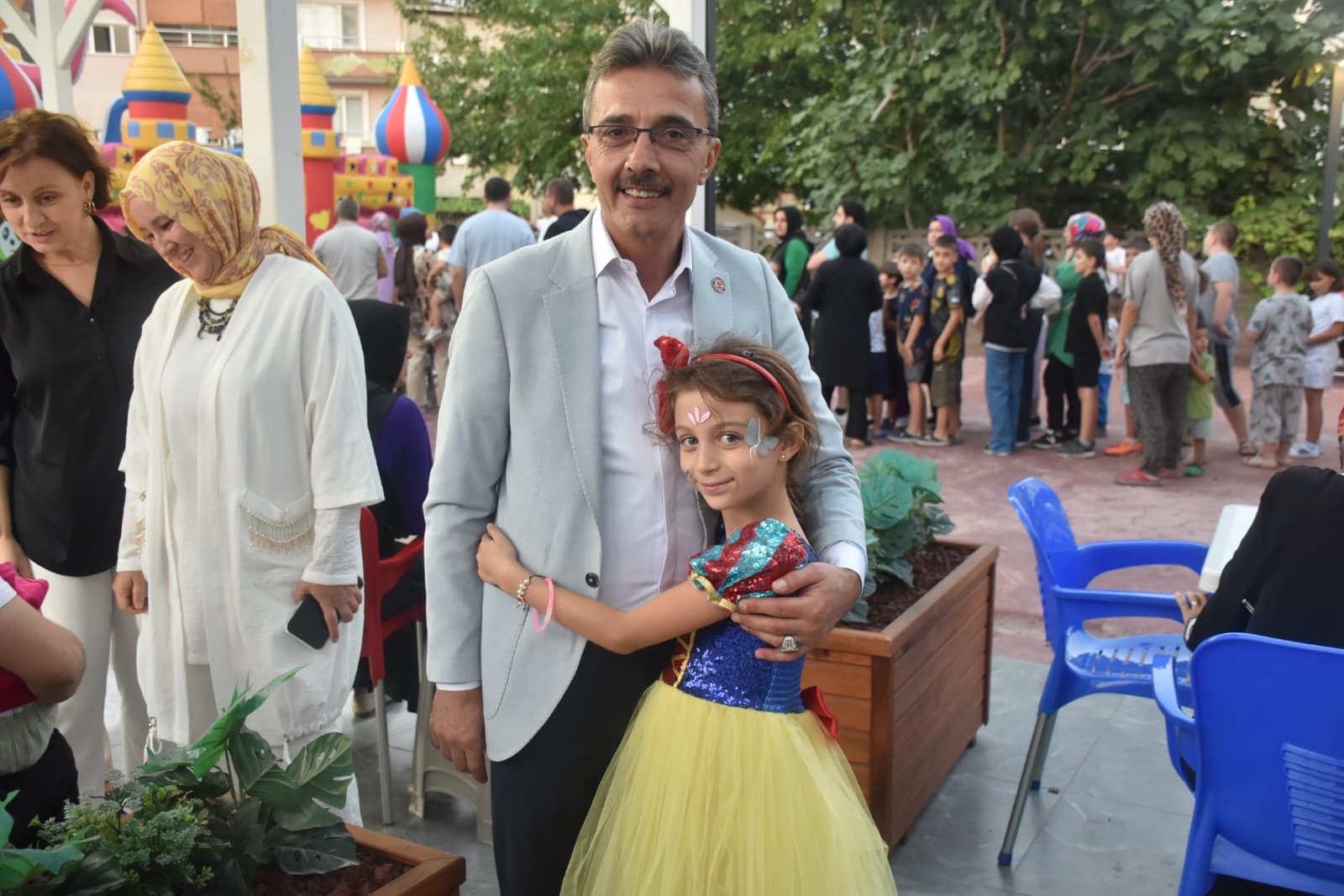 Erenler De Çocuklar İçi̇n Şenli̇kler Devam Edi̇yor (16)