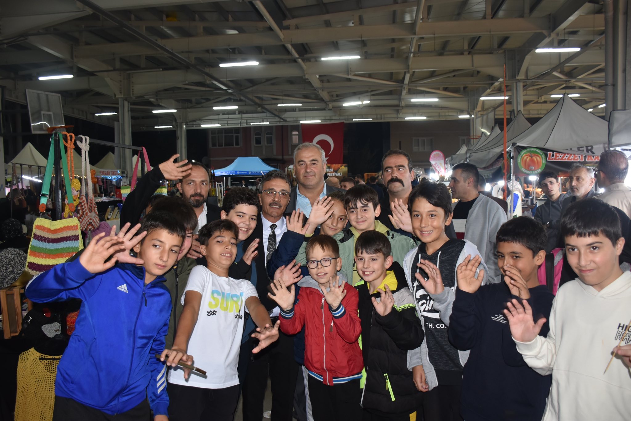 Erenler Beledi̇yesi̇ 1. Kabak Festi̇vali̇ Coşkuyla Başladi (18)