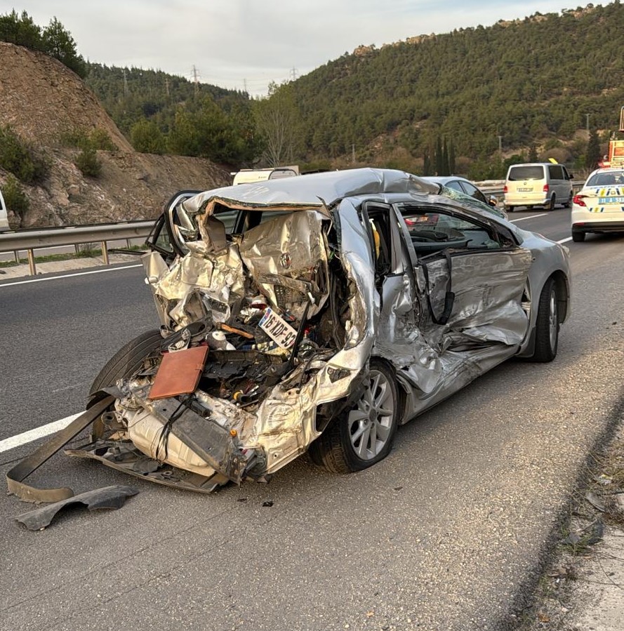 A A 20251103 39605266 39605261 B I L E C I K T E Z I N C I R L E M E T R A F I K K A Z A S I N D A 3 K I S I Y A R A L A N D I