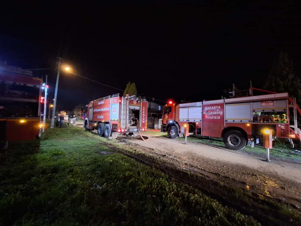 A A 20251119 39745213 39745212 S A K A R Y A D A I K I K A T L I E V Y A N G I N D A K U L L A N I L A M A Z H A L E G E L D I