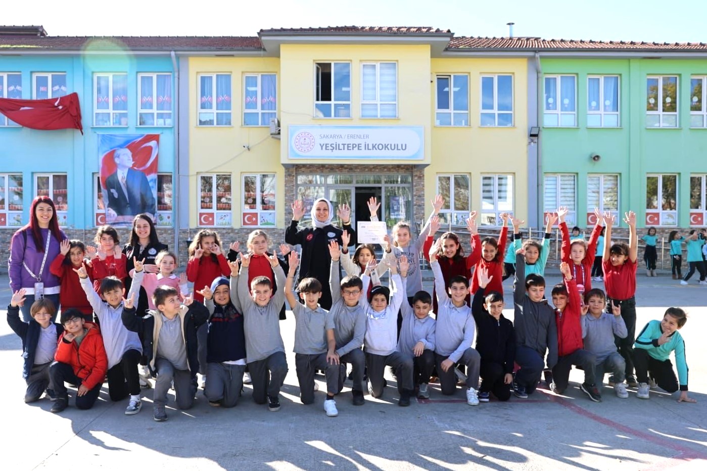 Erenler’de 12 Okulu Kapsayan Afet Farkindalik Eği̇ti̇mleri̇ Başladi (7)