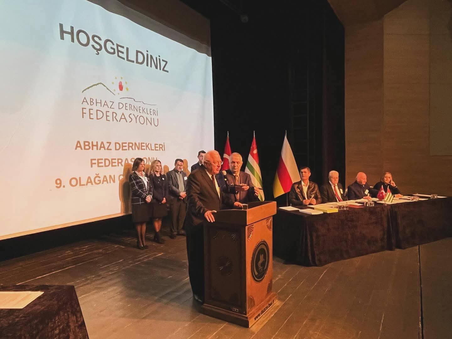 F755B0C6 196F 47F9 8B72 C3D0B317Ec24