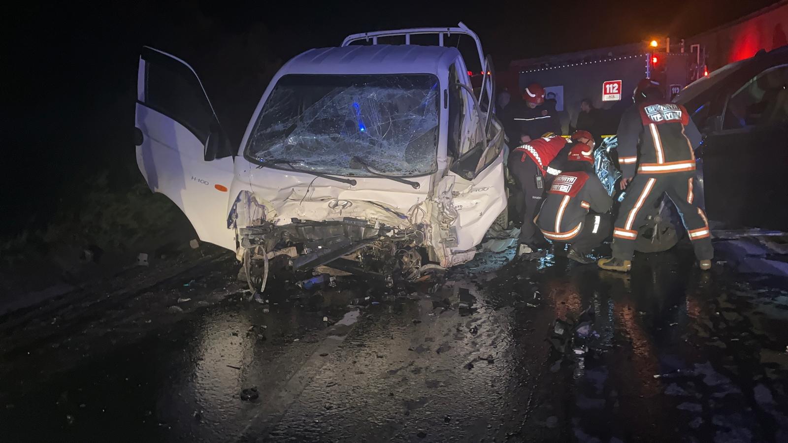 A A 20251206 39910461 39910459 S A K A R Y A D A P A N E L V A N L A K A M Y O N E T I N C A R P I S M A S I S O N U C U 1 K I S I O L D U 3 K I S I Y A R A L A N D I