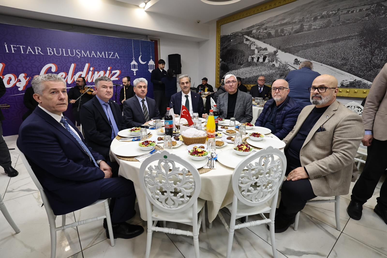 H C Leu9Jb M A A J7Aj