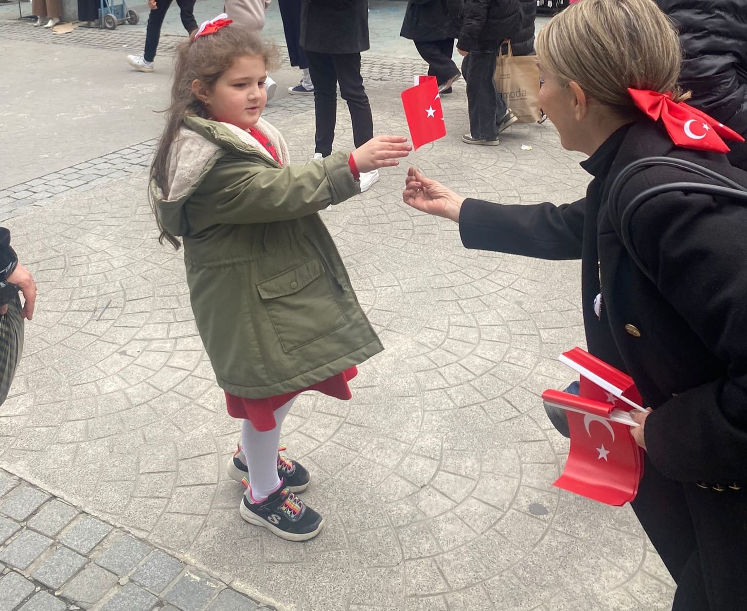 300517B0 0F77 47D4 914C C2Ea084Bcf77