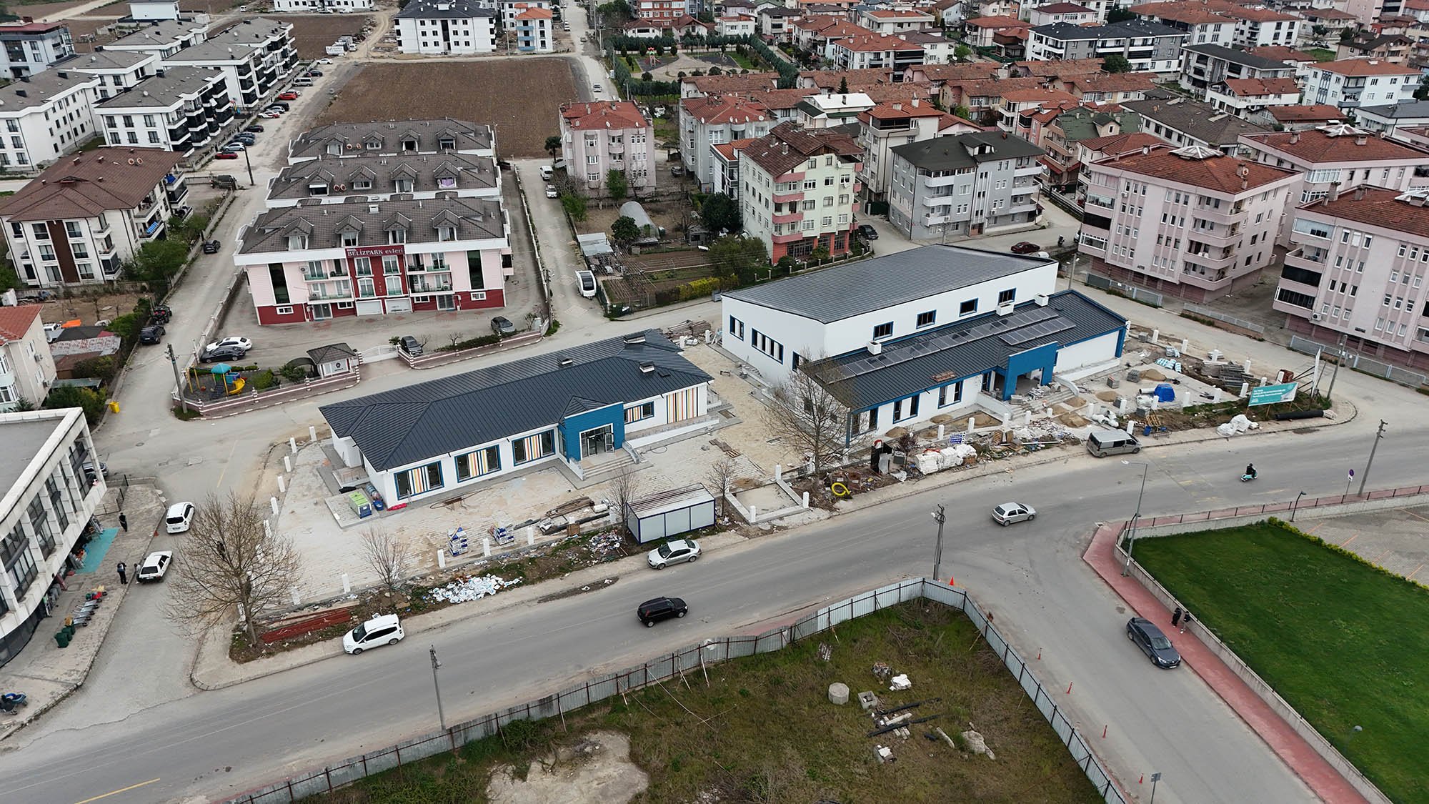 Arifiye Yüzme Havuzu Ve Gençlik Merkezi