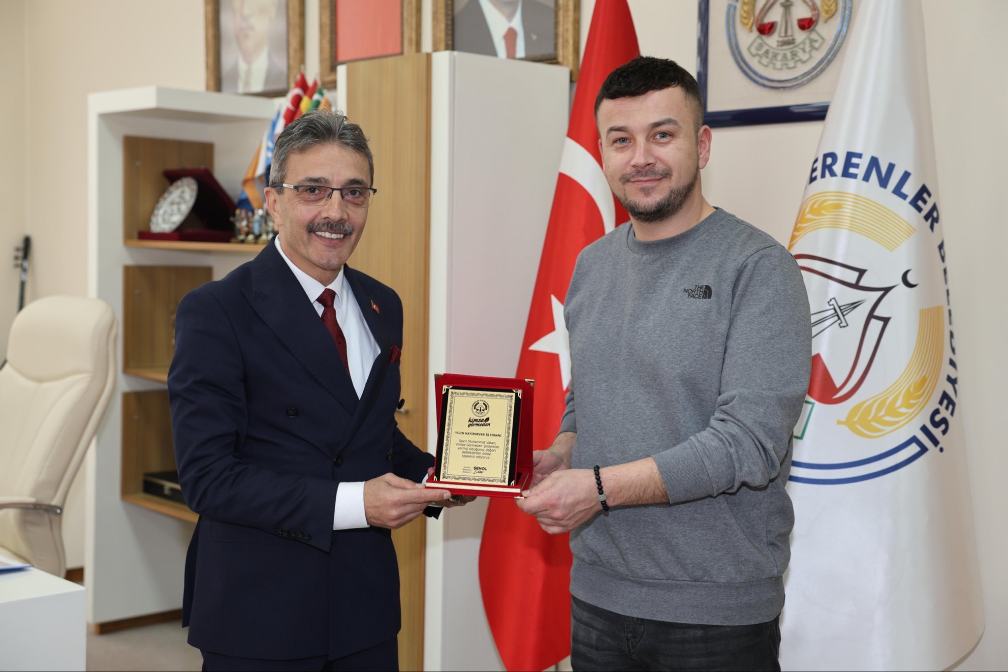 Beledi̇yede Anlamli Buluşma ‘Ki̇mse Görmeden’ Projesi̇ne Destek Veren Esnaflara Teşekkür (3)