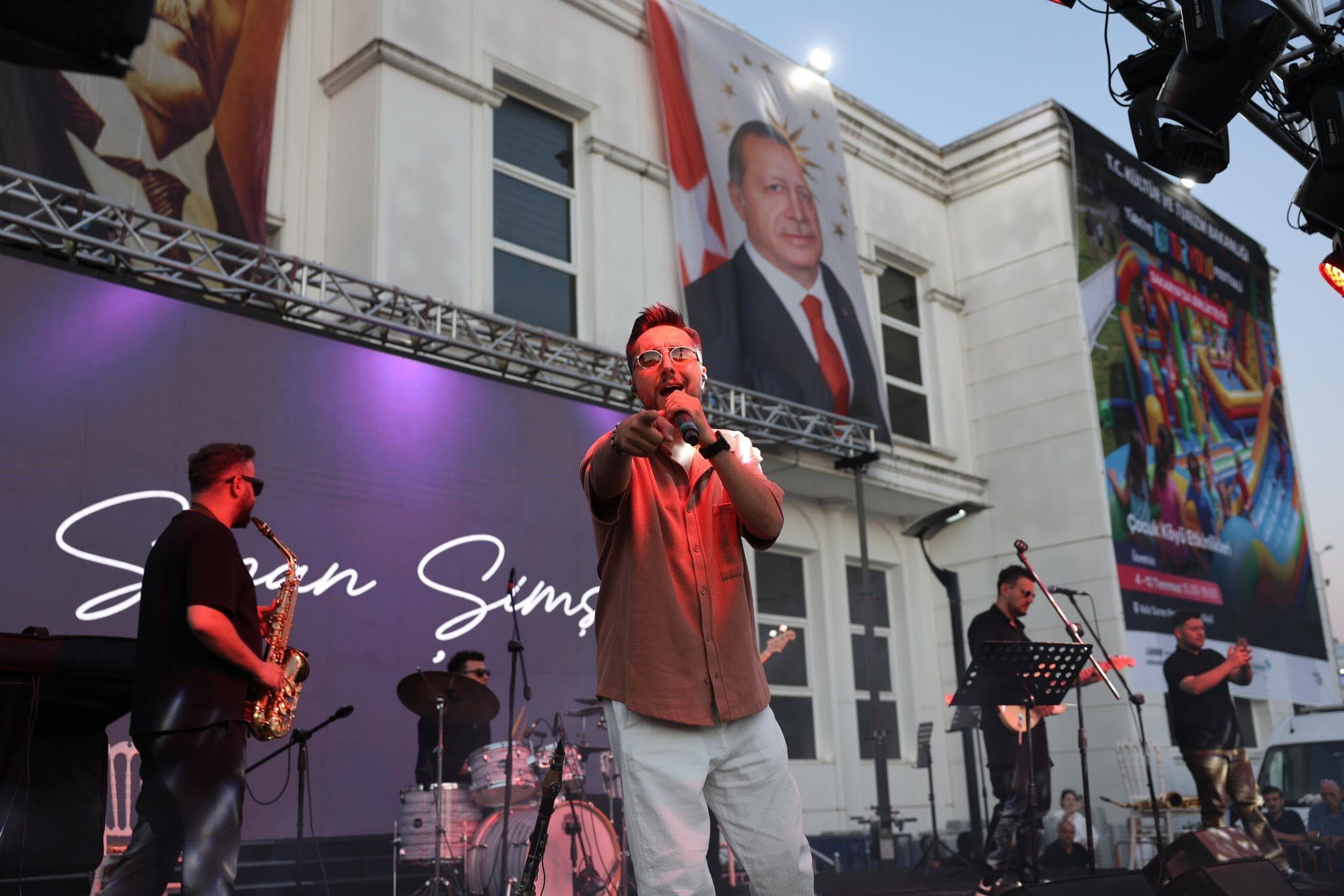 Erenler’de Kurtuluş Şenli̇kleri̇ Coşkuyla Başladi (18)