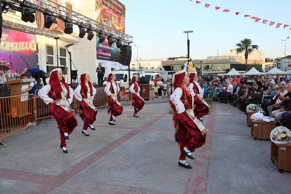 Erenler’de Kurtuluş Şenli̇kleri̇ Coşkuyla Başladi (5)