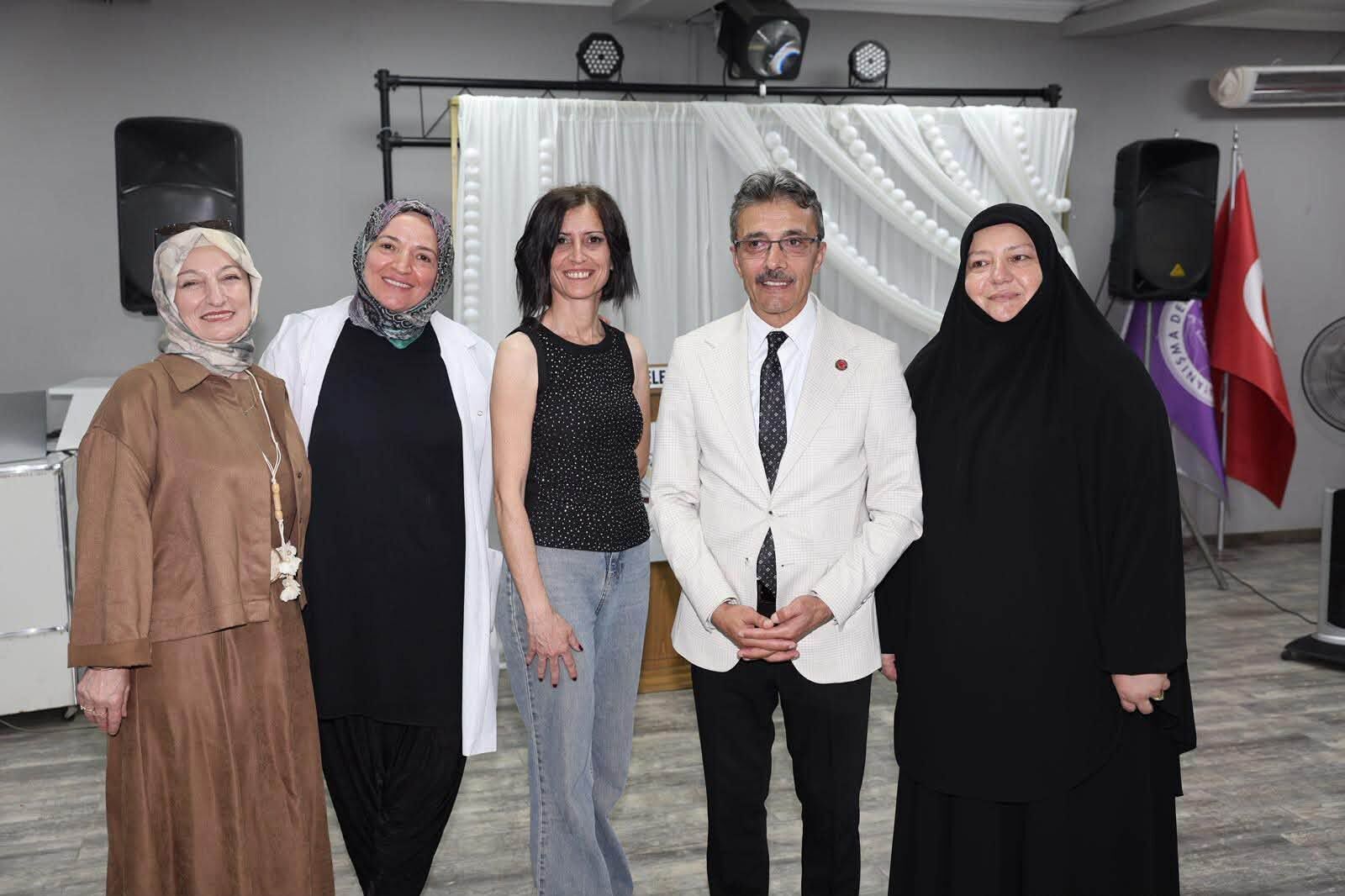 Erenler Beledi̇yesi̇ Kadin Kulübü Hi̇zmete Açildi (7)