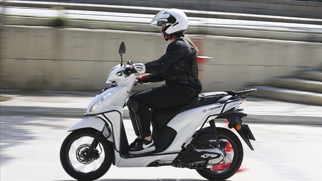 125 cc Motosiklet, B Sınıf Ehliyetle Kullanabilecek