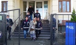 Cinsel birliktelik teklif edip cüzdan çalarken yakalandı