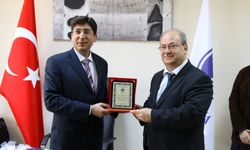 Sosyal Bilimler Enstitüsünde devir teslim töreni
