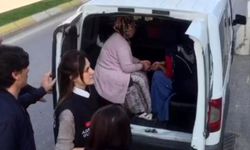 El falı bakma bahanesiyle yankesicilik yapan 2 şüpheli yakalandı