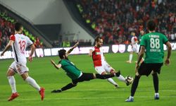 Samsunspor-Sakaryaspor geniş maç özeti