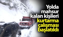 Kar nedeniyle yolda mahsur kalan kişileri kurtarma çalışması başlatıldı