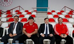 Başkan Musa Aydın Serbest Güreş Milli Takım Kampını Ziyaret Etti
