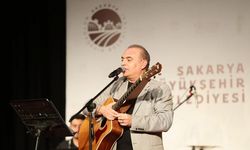 Büyükşehir’in Aykut Kuşkaya Konserinde Müzik Şöleni