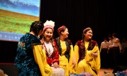 Kazakistanlı Öğrencilerden Nevruz Coşkusu