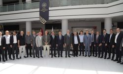Sakarya Protokolü ve İş Dünyası SATSO Bayramlaşma Töreni'nde Bir Araya Geldi