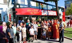 Turizm otobüsüyle şehir turu: Unutamayacakları bir gün yaşadılar