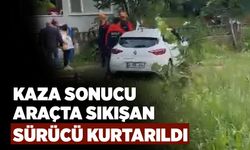 Kaza Sonucu Araçta Sıkışan Sürücü Kurtarıldı