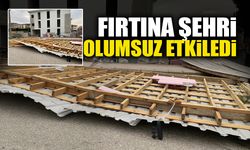 Sakarya'da Fırtına Şehri Olumsuz Etkiledi