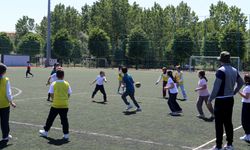 Geleneksel Çocuk Oyunları Şenliği Başladı