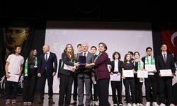 Genç Tiyatrocuların Sahne Aldığı Festivalde Kazananlar Belli Oldu