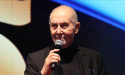 İlhan Şeşen Vefat Etti