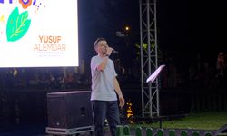 ‘Yaz Seninle Güzel’ Konser Rüzgarında Emir Şamur Coşkusu