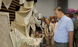 SAMEK Kursiyerlerinden Geyve’de Sanat Şöleni