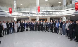 Bakan Bayraktar SATSO'da Sakarya İş Dünyası ile Bir Araya Geldi