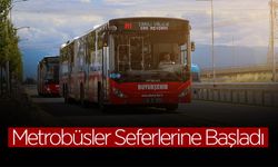 Metrobüsler Seferlerine Başladı