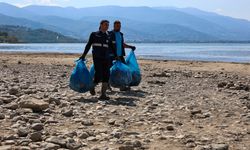 Sapanca Gölü Çevresinden 2 Ton Çöp Toplandı