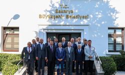 Ticaret Bakanı Bolat, Büyükşehir Belediyesi’ne Ziyaret