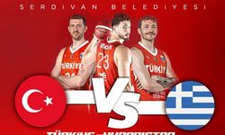 Milli Takım Coşkusu Serdivan Millet Bahçesi’nde Yaşanıyor