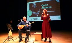 Çetin Akdeniz ile Sakarya’da Türk Halk Müziği Esintisi
