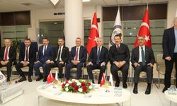 Sakarya Protokolü ve İş Dünyası Geleneksel SATSO Ramazan Bayramı Bayramlaşma Töreni'nde Bir Araya Geldi