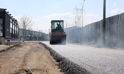 Erenler’de Yollar Yenilenmeye Devam Ediyor