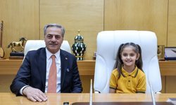 Başkan Alemdar Koltuğunu Yarınların Umuduna Devretti