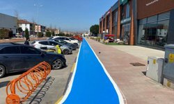 Büyükşehir’den Erenler’de Bisiklet Yollarına Güvenli Dokunuş