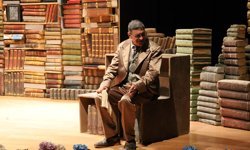 Usta Oyuncular Sahnedeydi: Çehov Kabare’ye Yoğun İlgi