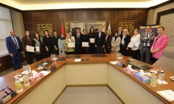 Eğitimlerini Tamamlayan Kursiyerlere Sertifikaları Takdim Edildi