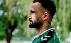 Sakaryaspor'da Sol Beke Taze Kan: Muhammet Ömer Çakı Yeşil-Siyahlı Formayı Giydi!