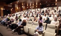 Büyükşehir’in KPSS Adayları İçin Destek Programı AKM’de Başladı