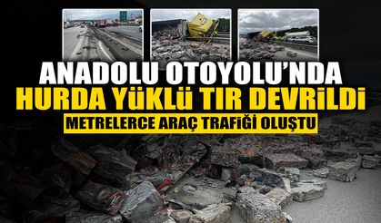 Anadolu Otoyolu’nda Hurda Yüklü Tır Devrildi